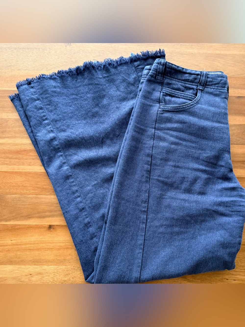 Pilcro Adi Mid-Rise Flare Pants | Size 27 - Picture 3 of 7